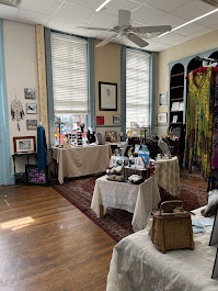 Images Garnet Moon Boutique