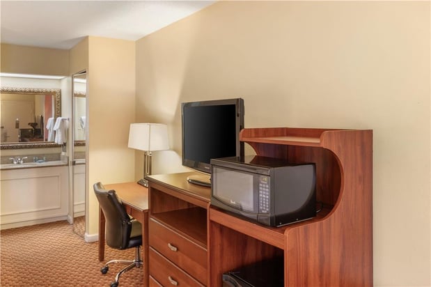 Images Best Western Hickory