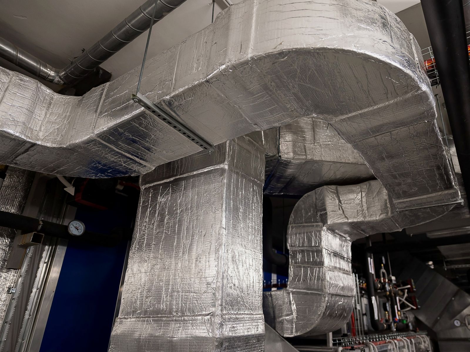 Deluxe Air Duct Cleaning