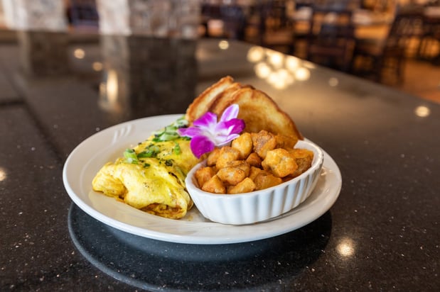 Images Crowne Plaza Executive Center Baton Rouge by IHG