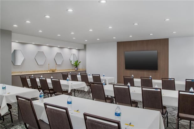Images Hampton Inn & Suites Dallas-Arlington North-Entertainment District