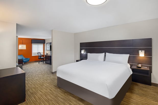 Images Holiday Inn Express & Suites Locust Grove by IHG
