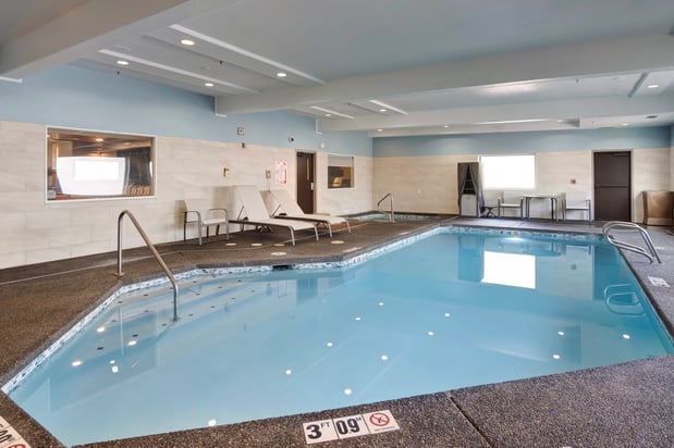 Images Holiday Inn Express Portland East - Troutdale by IHG