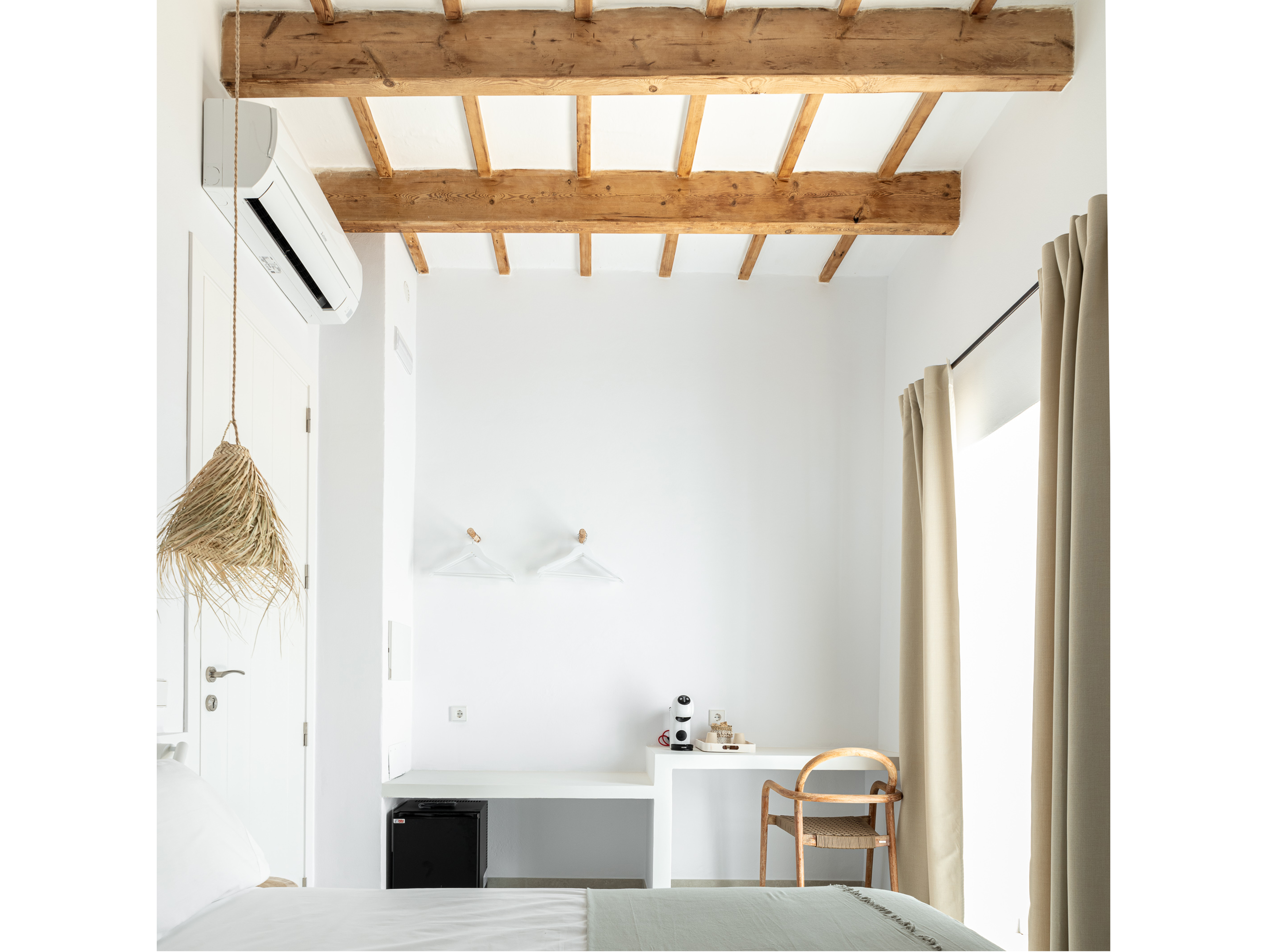 S'Enclova Petit Hotel
