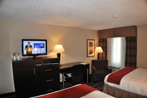 Images Holiday Inn Express Nashville W I40/Whitebridge Rd by IHG