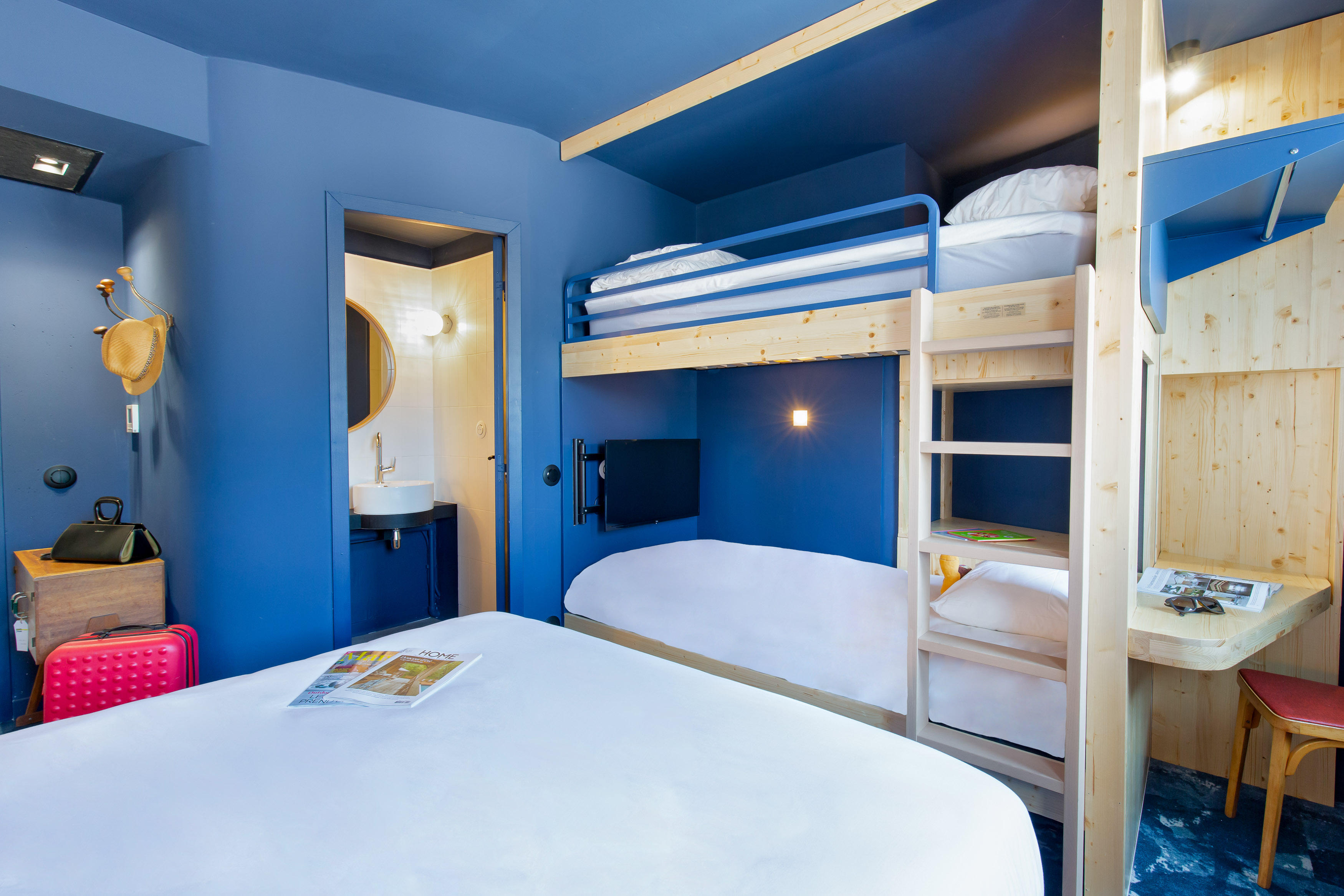 Images greet hotel Salon de Provence