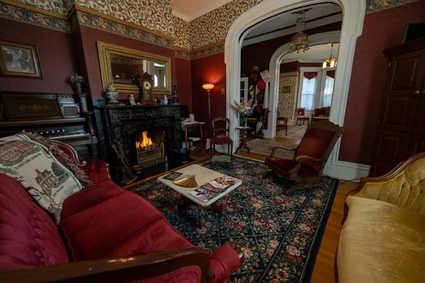 Images The Todd House