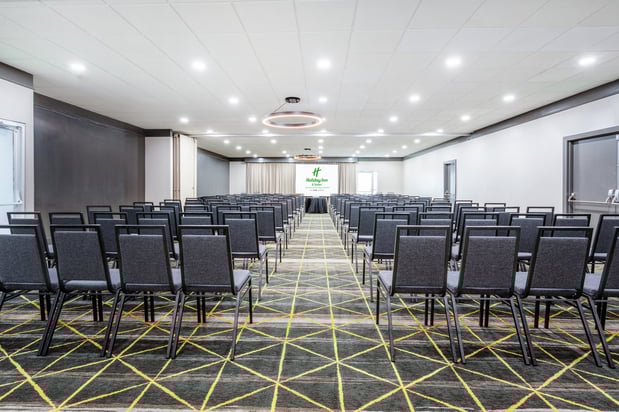 Images Holiday Inn & Suites Across From Universal Orlando by IHG