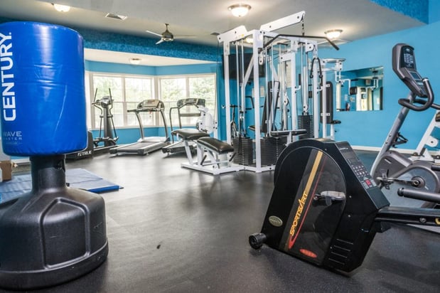 Images Highlands of Heritage Woods