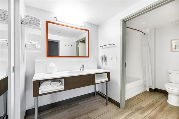 Images Hampton Inn & Suites Logan