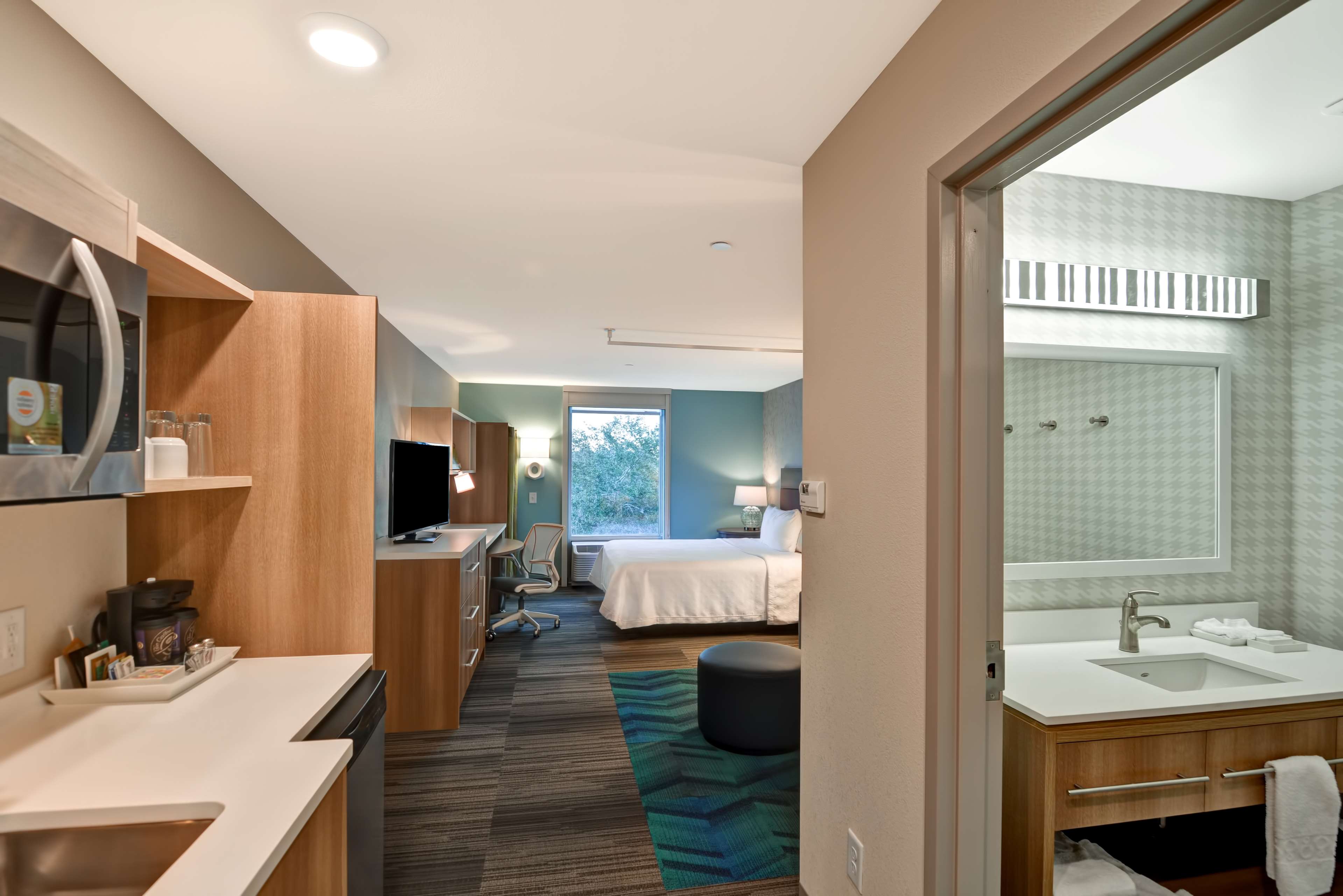 Guest room