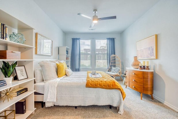 Images Edge and Stone