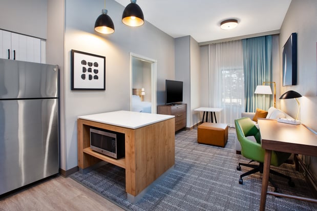 Images Staybridge Suites Bismarck by IHG