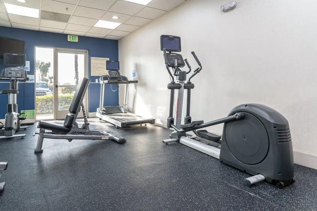 Images Holiday Inn Express & Suites San Diego Otay Mesa by IHG