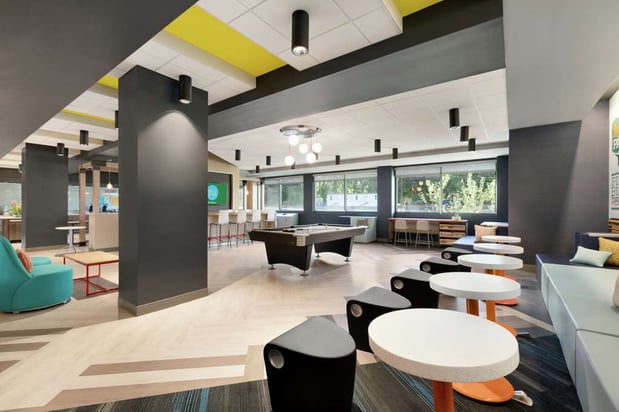 Images Tru by Hilton Albany Crossgates Mall