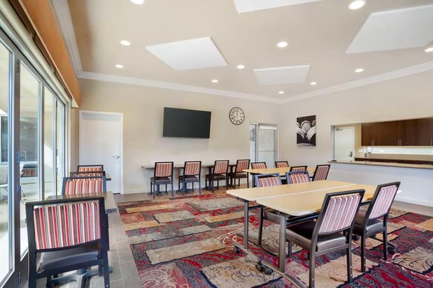 Images Best Western Plus Black Oak