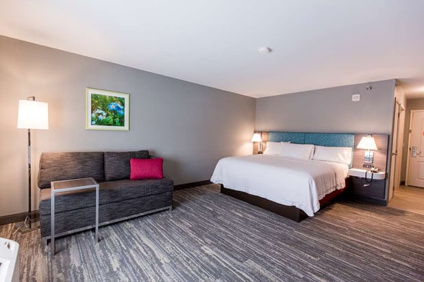 Images Hampton Inn Bismarck North