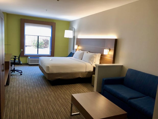 Images Holiday Inn Express & Suites Arlington (I-20-Parks Mall) by IHG