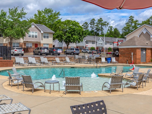Images University Suites