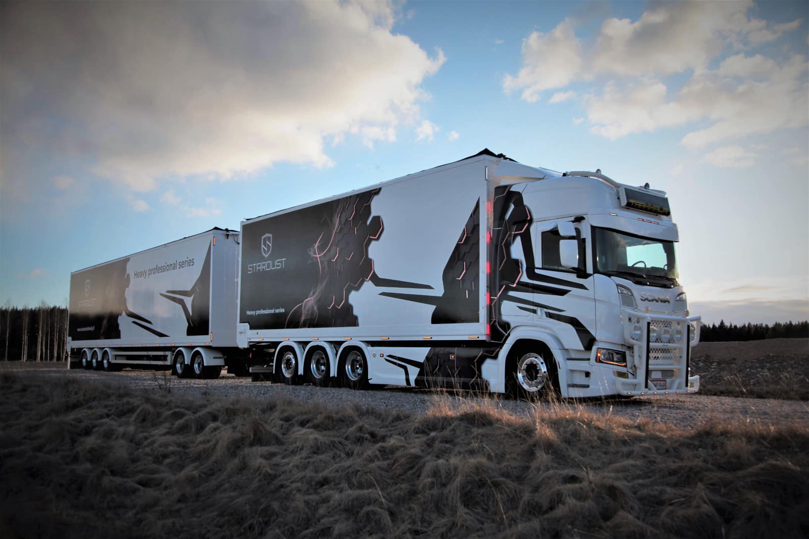 Images MJM - Kuljetus Oy