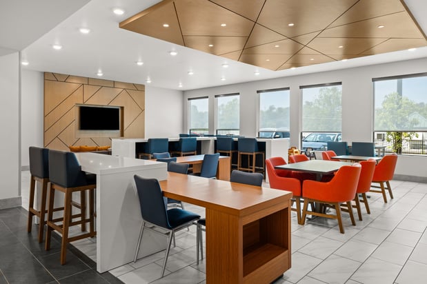 Images Holiday Inn Express Asheville - Woodfin by IHG