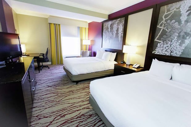 Images DoubleTree by Hilton Hotel Savannah Historic District