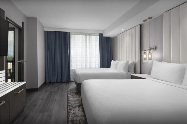 Images Embassy Suites by Hilton Pigeon Forge Resort