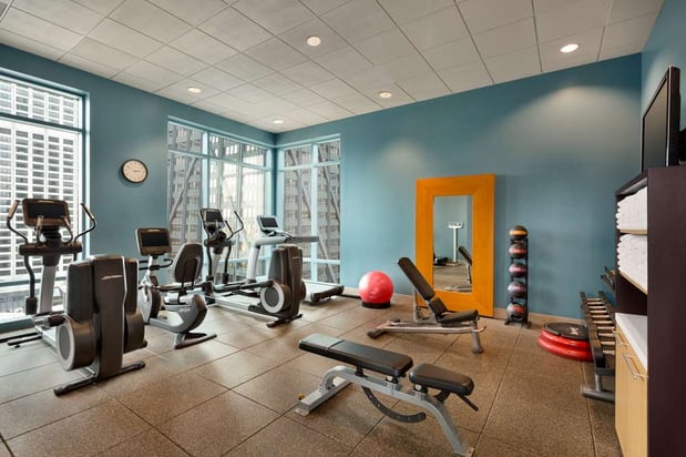 Images Hilton Chicago/Magnificent Mile Suites