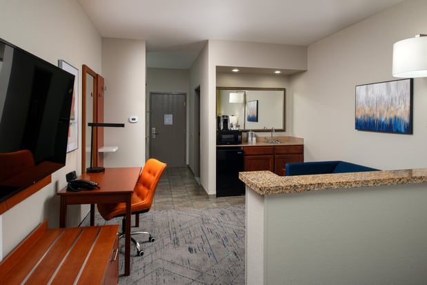 Images Holiday Inn Express & Suites Farmington (Bloomfield) by IHG