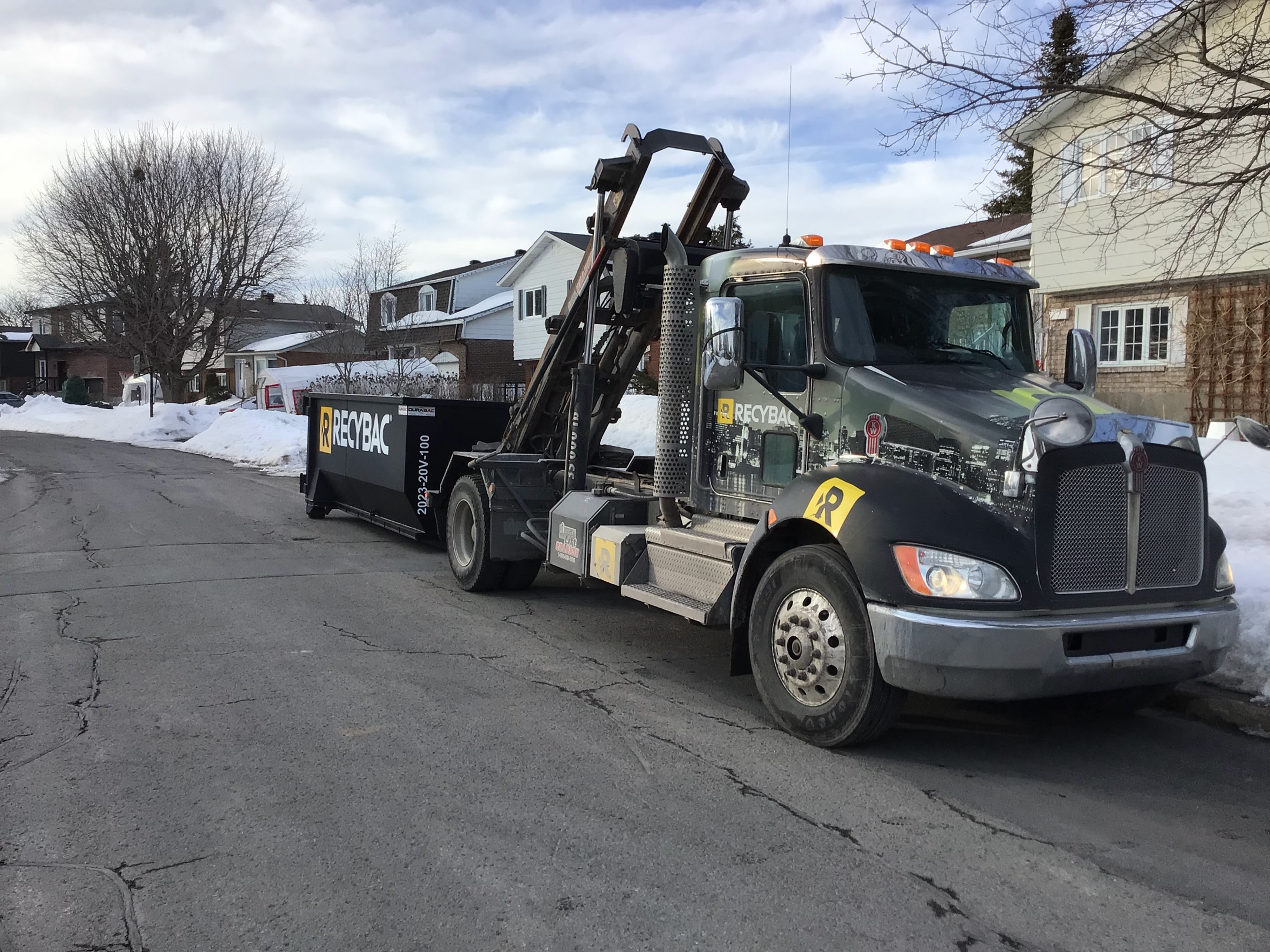 Images Location de conteneur RECYBAC Longueuil