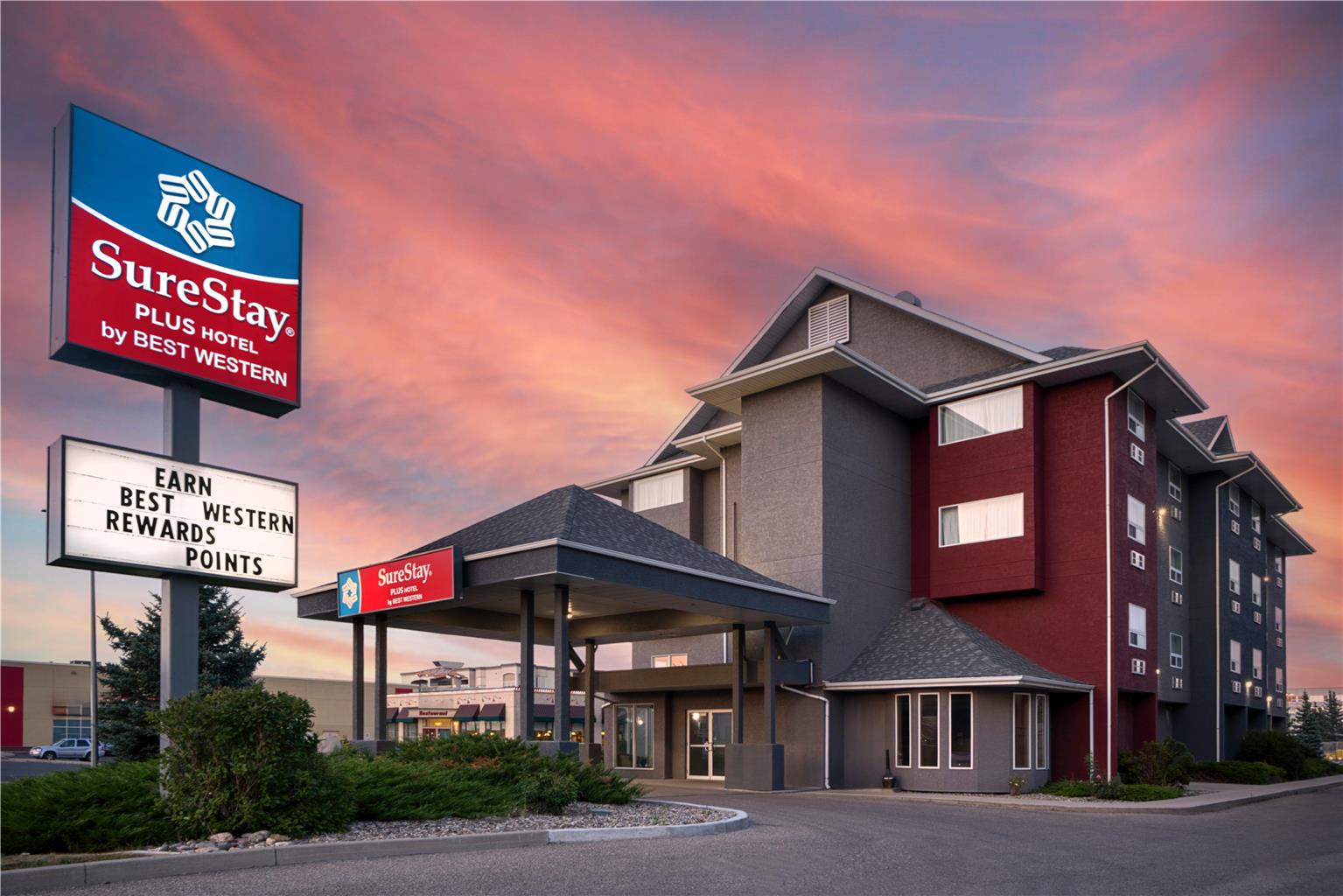 Images SureStay Plus by Best Western Lethbridge