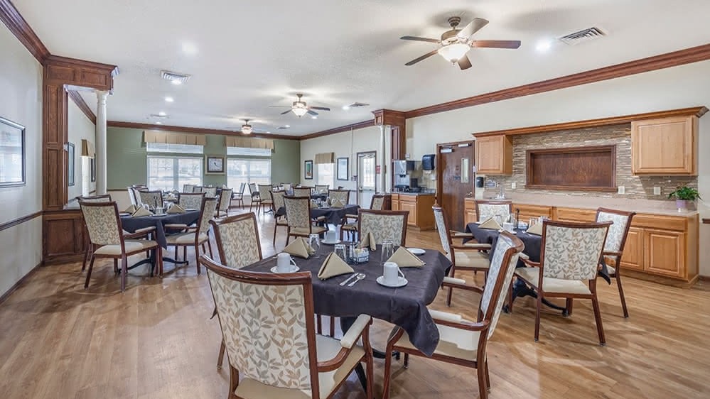 Brookdale Goodlettsville Assisted Living Dining Room