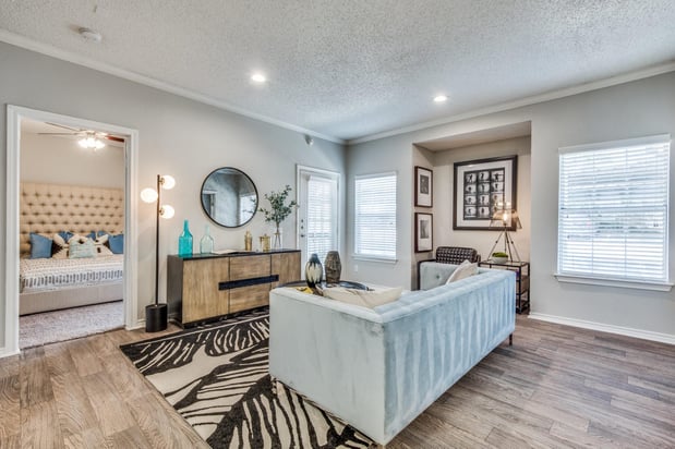 Images Estates at Las Colinas