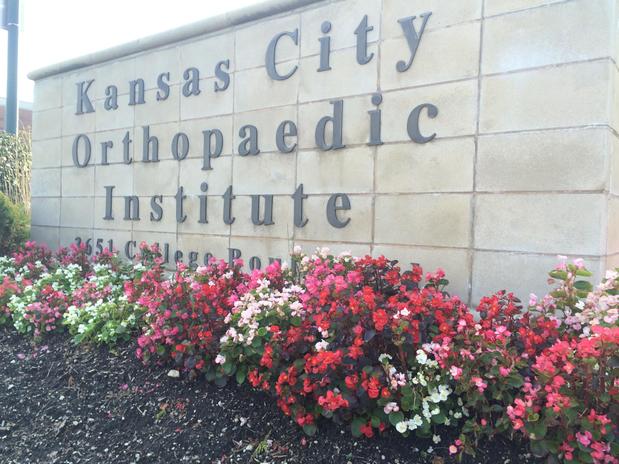 Images Orthopaedic & Sports Medicine Clinic of Kansas City, LLC