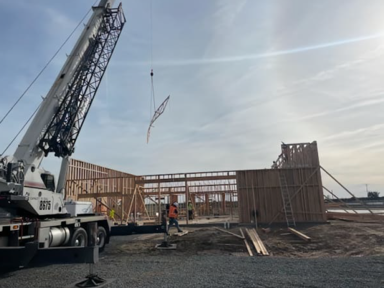 Builders FirstSource Shafter CA Truss Plant - Floor Trusses, Roof Trusses, Truss Delivery and Manufacturing