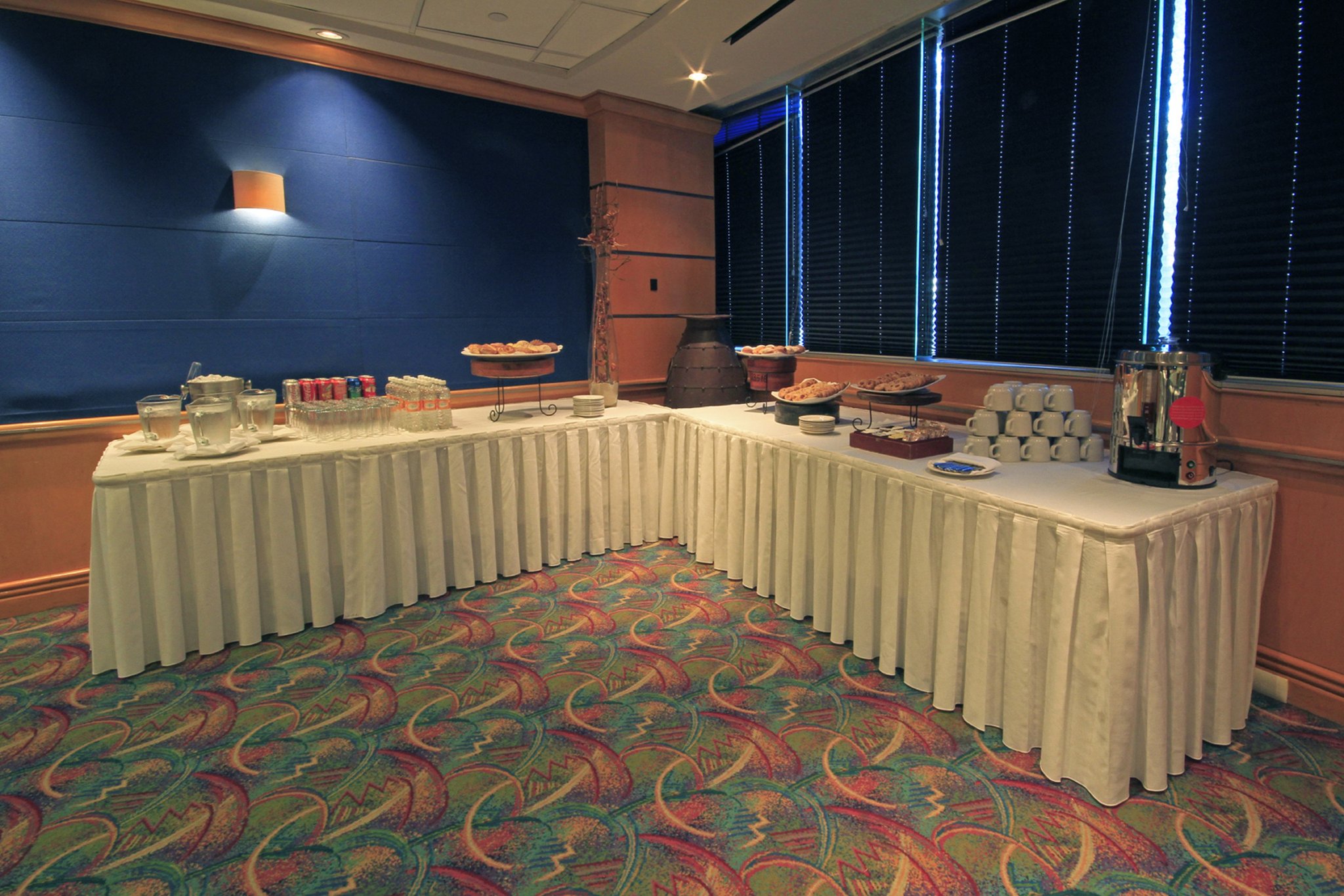 Images Holiday Inn Monterrey-Parque Fundidora by IHG