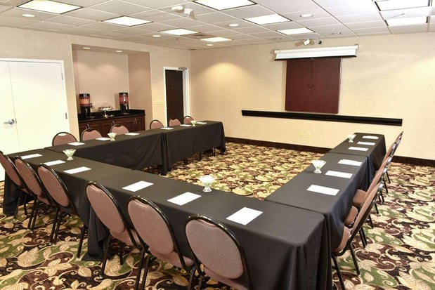 Images Hampton Inn & Suites Alexandria