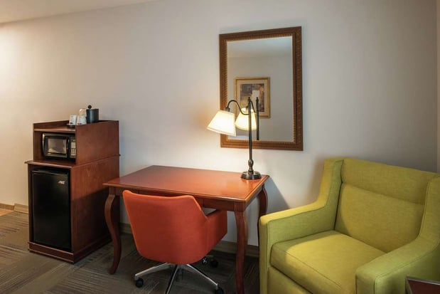 Images Hampton Inn & Suites Rifle
