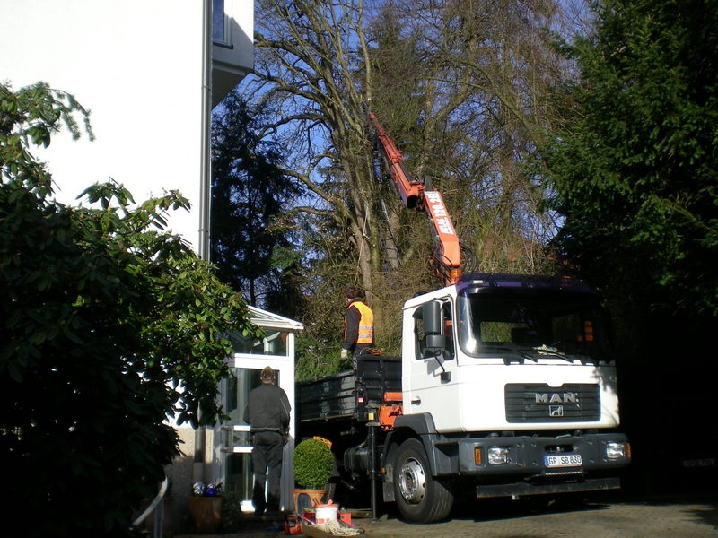 Montagebau S. Berg, Daimlerstraße 11 in Göppingen