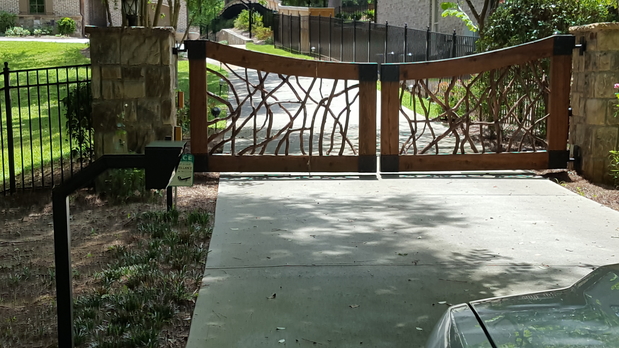 Images NEED-A-FENCE, INC.