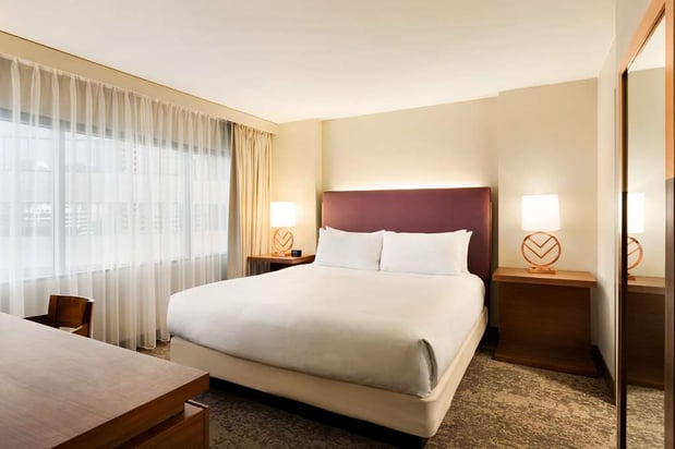 Images Embassy Suites by Hilton Phoenix Downtown North