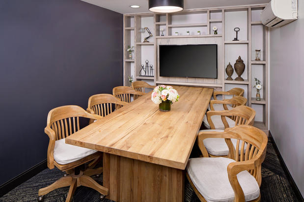 Images Hotel Indigo Boston Garden by IHG