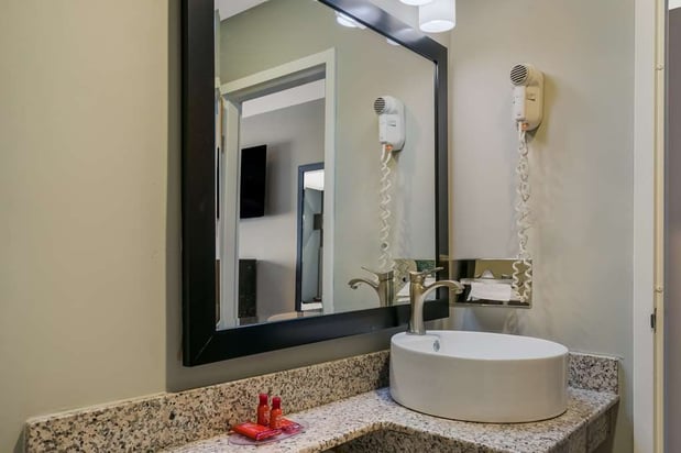 Images SureStay Plus by Best Western Sevierville