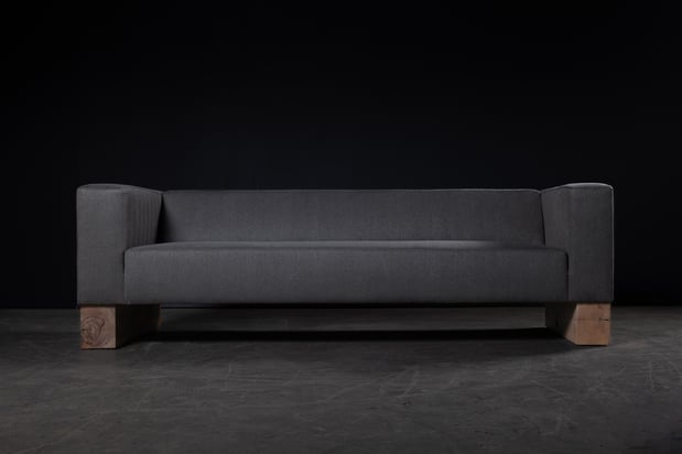 Images SENTIENT Furniture