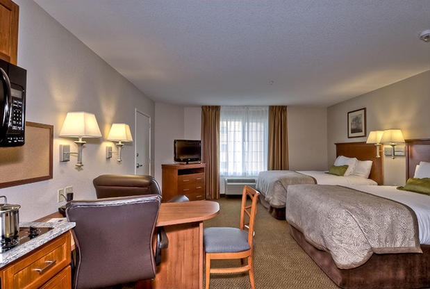 Images Candlewood Suites Burlington, an IHG Hotel