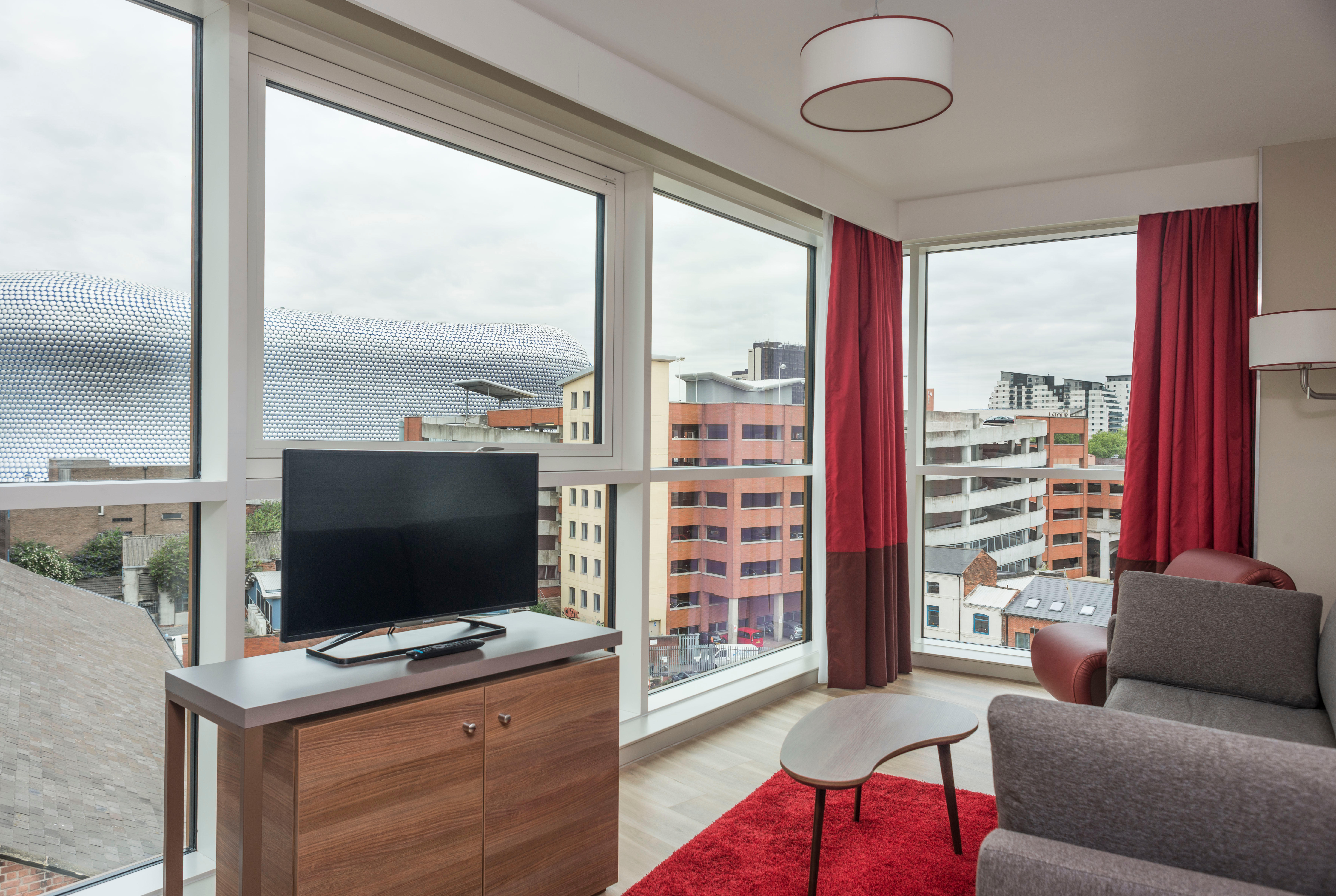 Premium 1 bedroom apartment with a view of the city