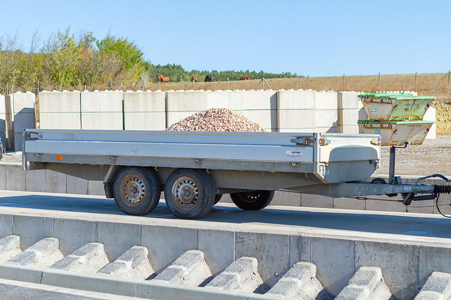 Falk Wedekind Containerdienst Roh- & Baustoffzentrum, Gewerbepark Süd 1 in Leinefelde