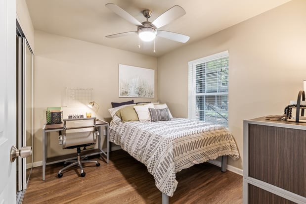 Images Royal Village