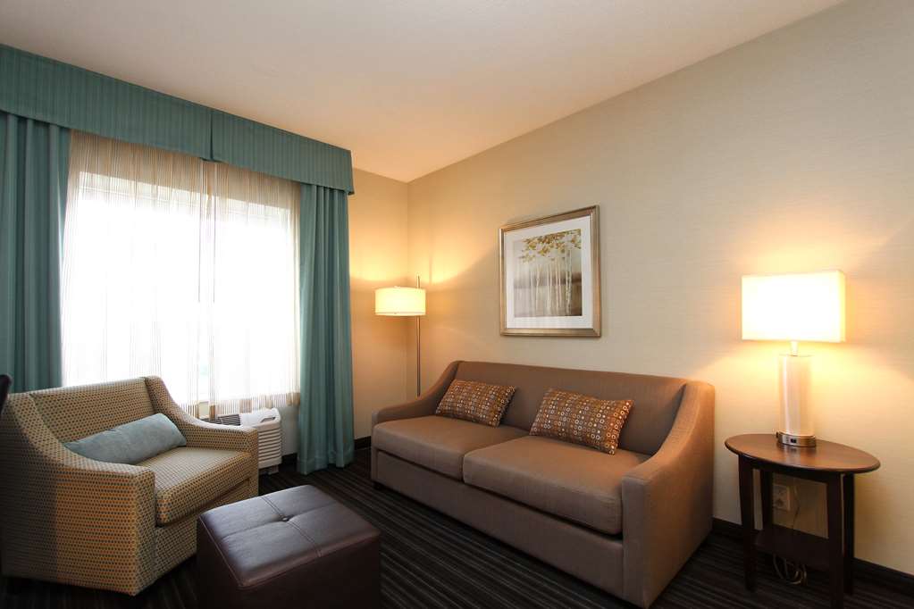 Images Hampton Inn & Suites by Hilton St. John's Airport