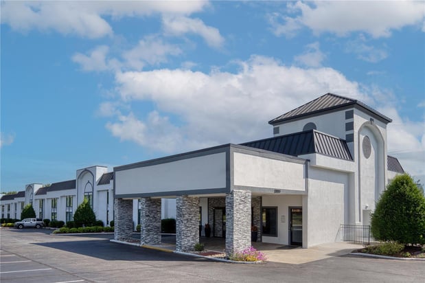 Images Best Western Greensboro Coliseum Inn